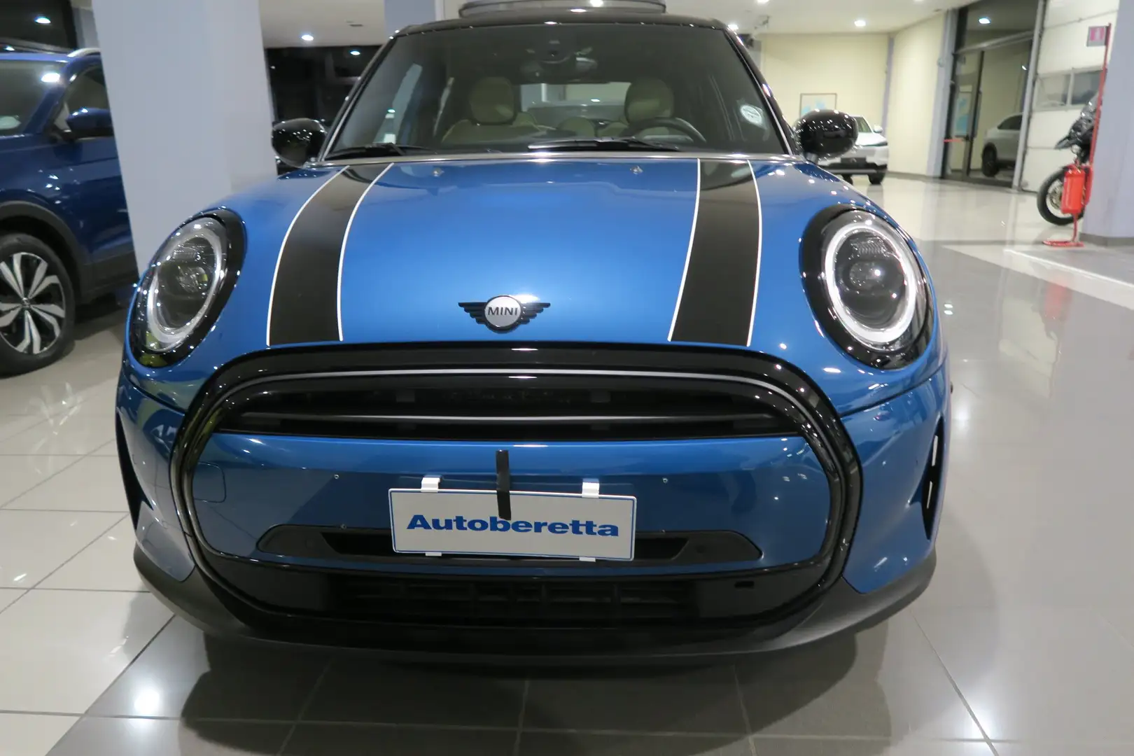 MINI Cooper Mini 5p 1.5 Cooper Classic auto Blauw - 2