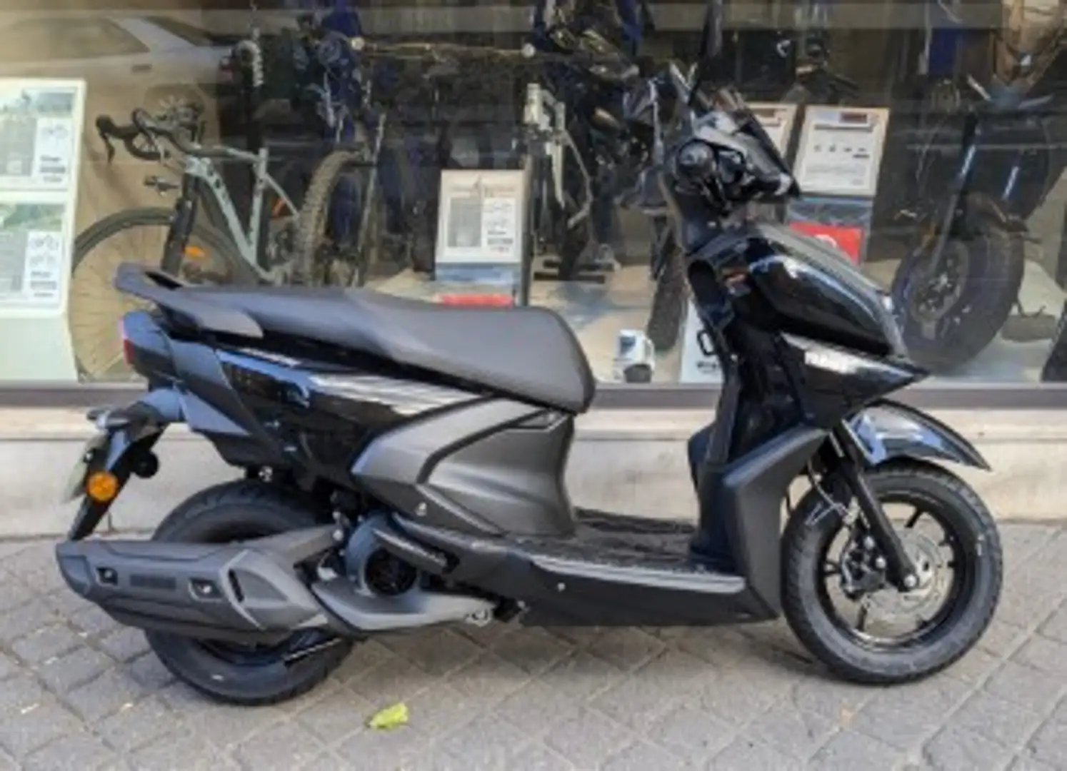 Yamaha RayZR Noir - 2