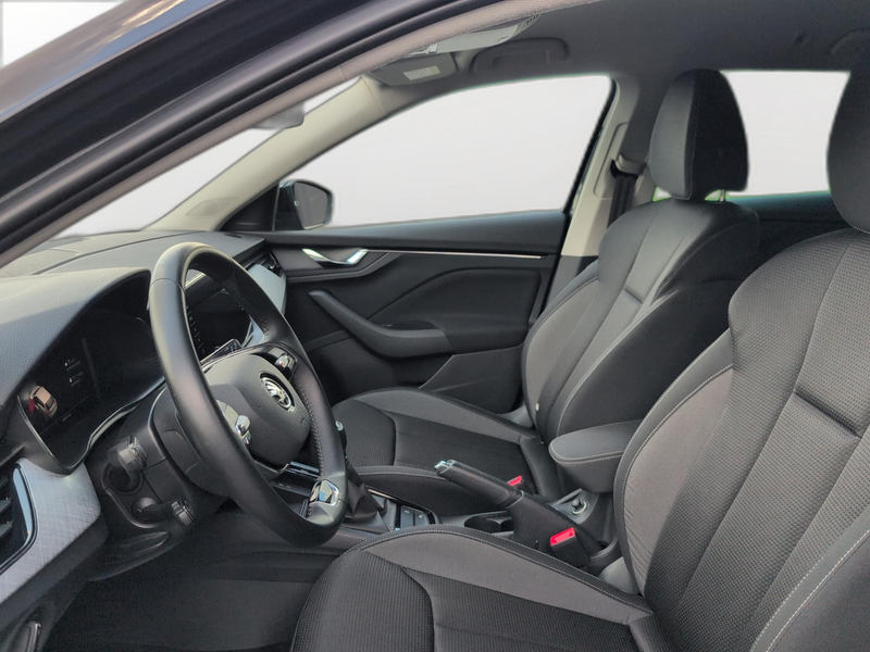 Skoda Scala 1.0 TSI Tour ACC+LED+VIRTUAL+NAVI+SHZ+17 — photo 12