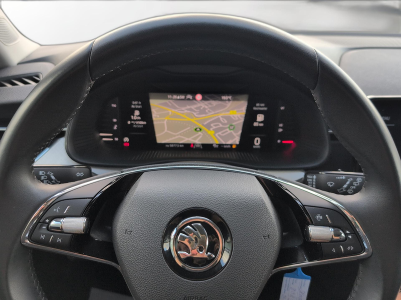 Skoda Scala 1.0 TSI Tour ACC+LED+VIRTUAL+NAVI+SHZ+17 — photo 13
