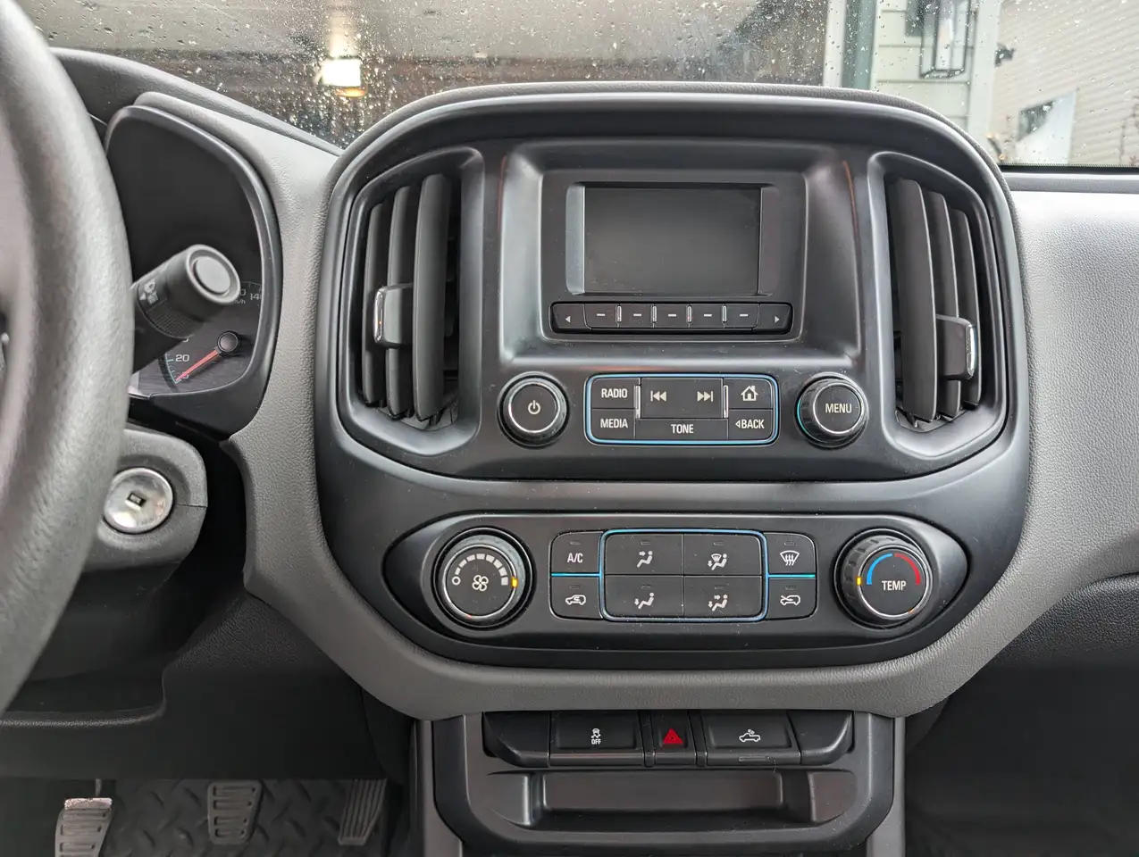Chevrolet Colorado снимка Chevrolet Colorado