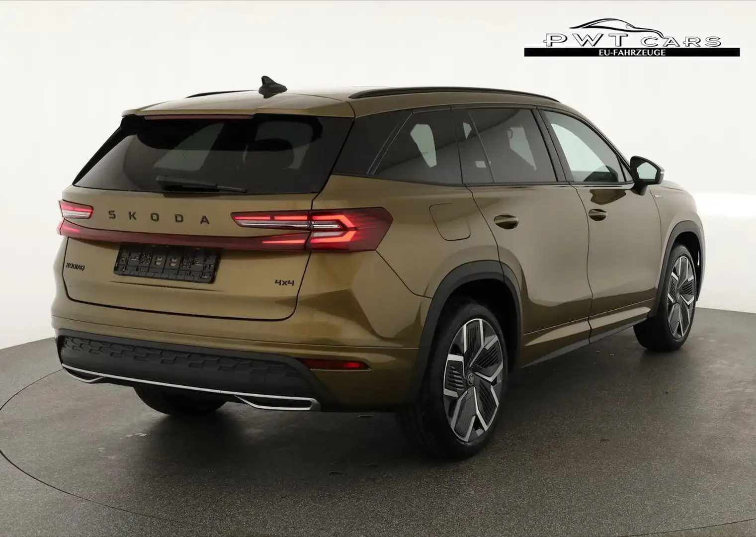 Skoda Kodiaq 2.0 TDI 142kW 4x4 Sportline DSG Sportline, Pano... Gold - 2