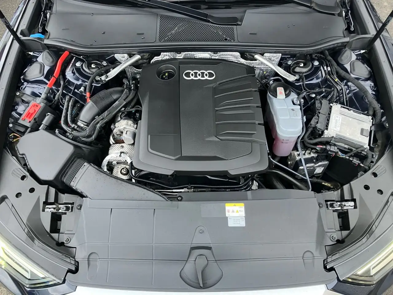 Audi A6 allroad 40 TDI S-tronic / Pano, AHK 9