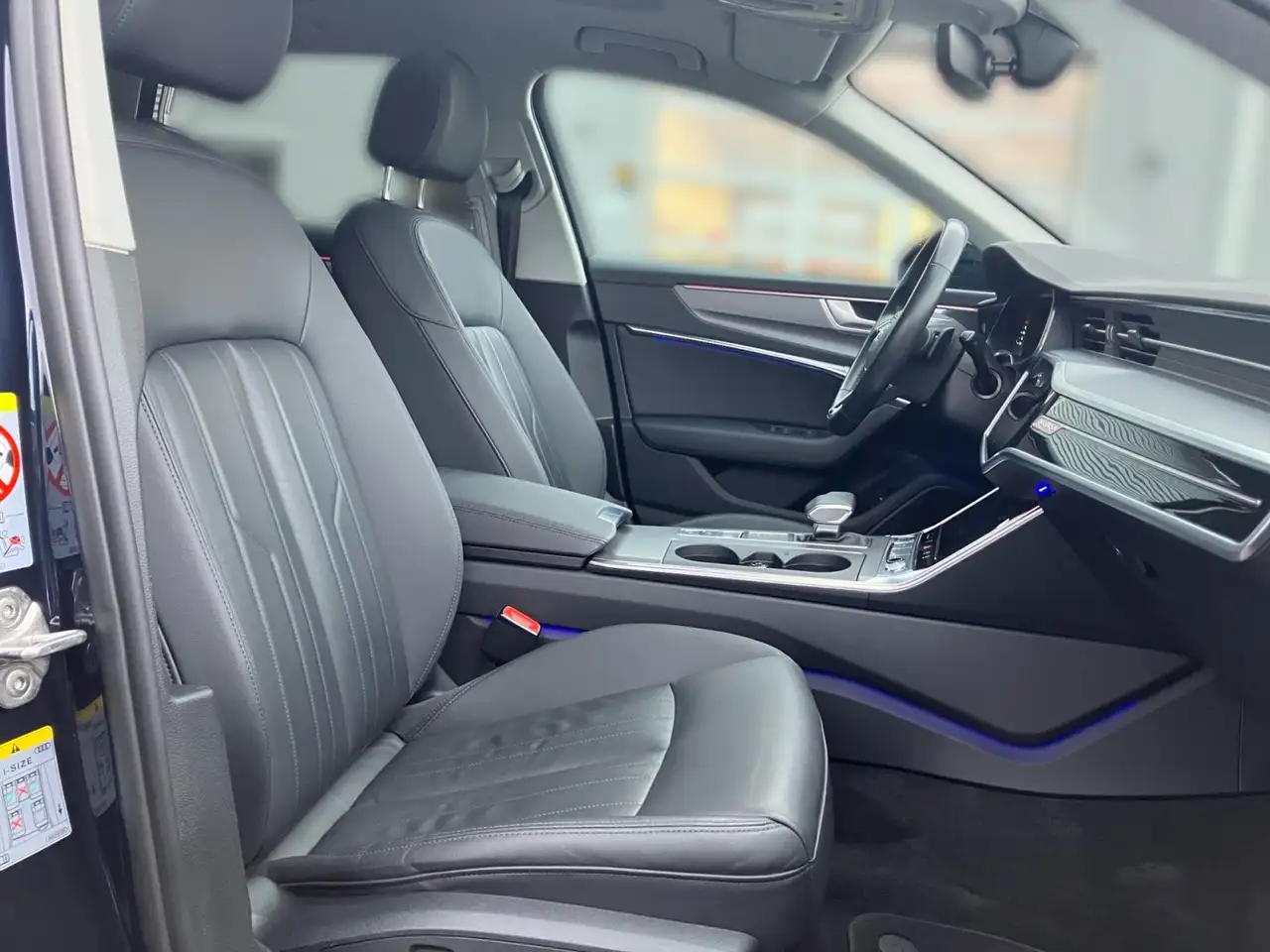 Audi A6 allroad 40 TDI S-tronic / Pano, AHK 14