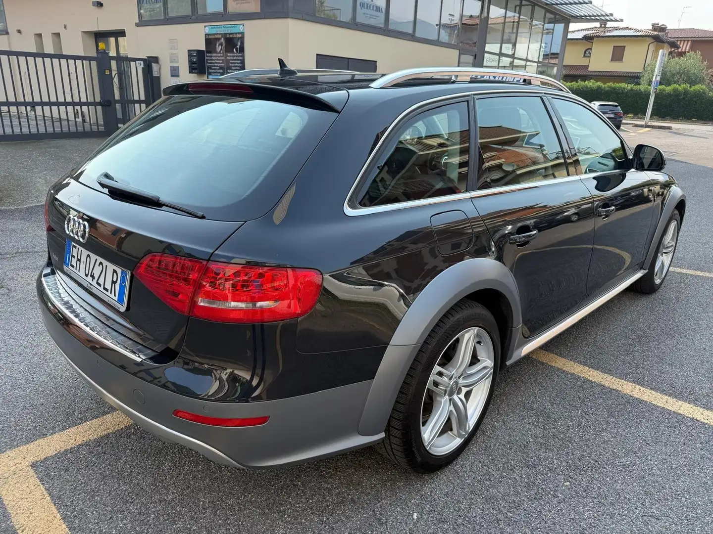 Audi A4 allroad 2.0TDI FAP 4WD *PELLE/XENO/NAVIGATORE/BLUETOOTH* Nero - 2