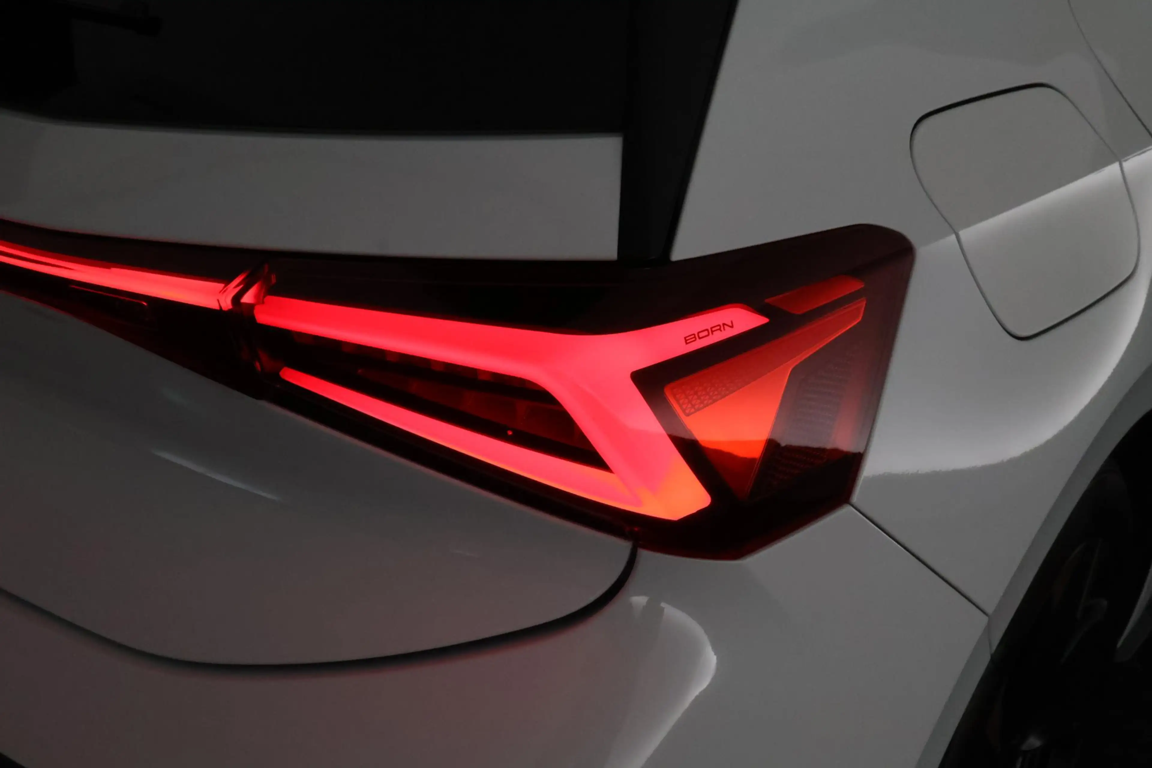 CUPRA Born Performance One 204pk 62 kWh SOH 91% Keyless Stoel — photo 40
