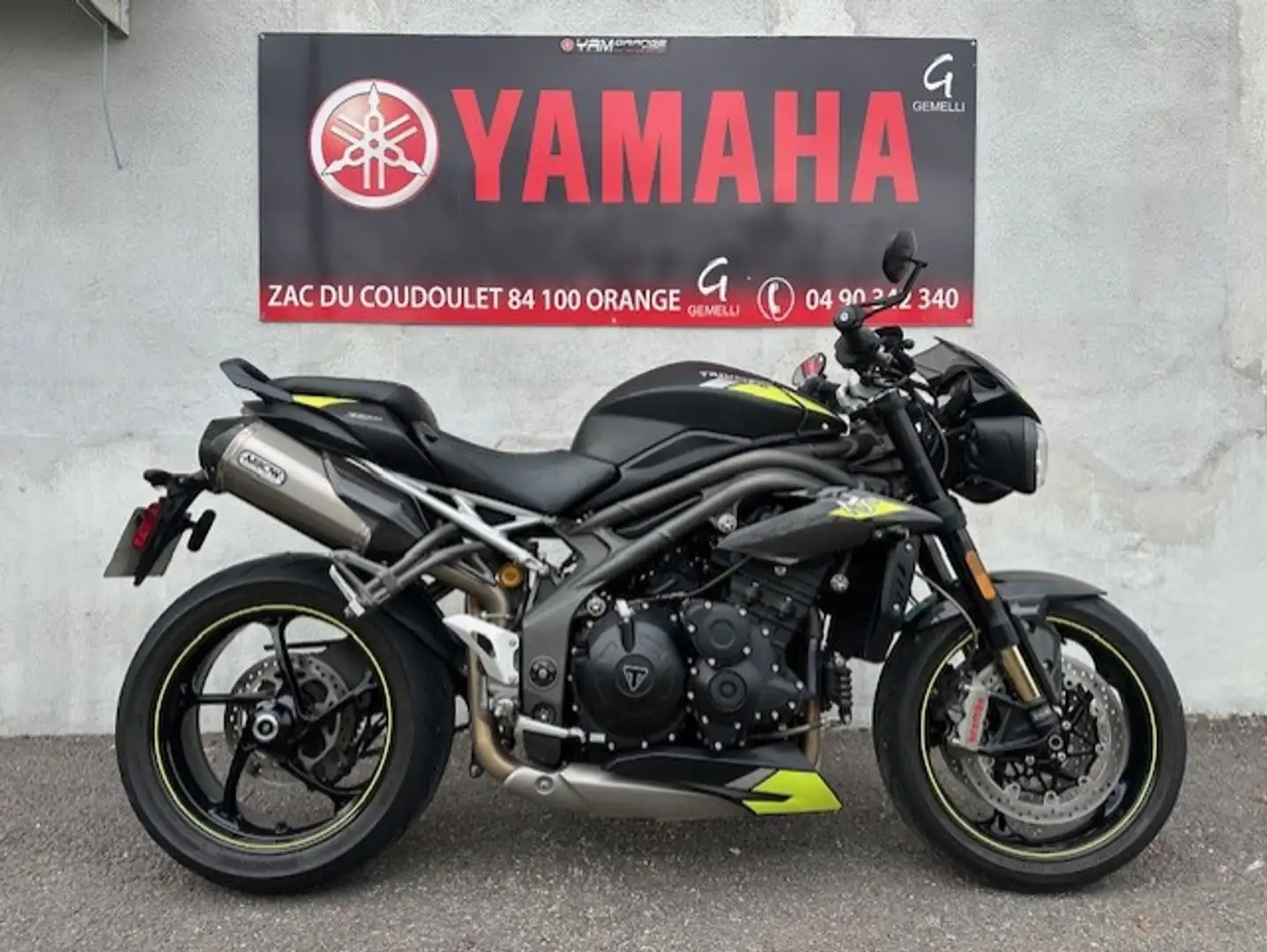 Triumph Speed Triple 1050 Schwarz - 1