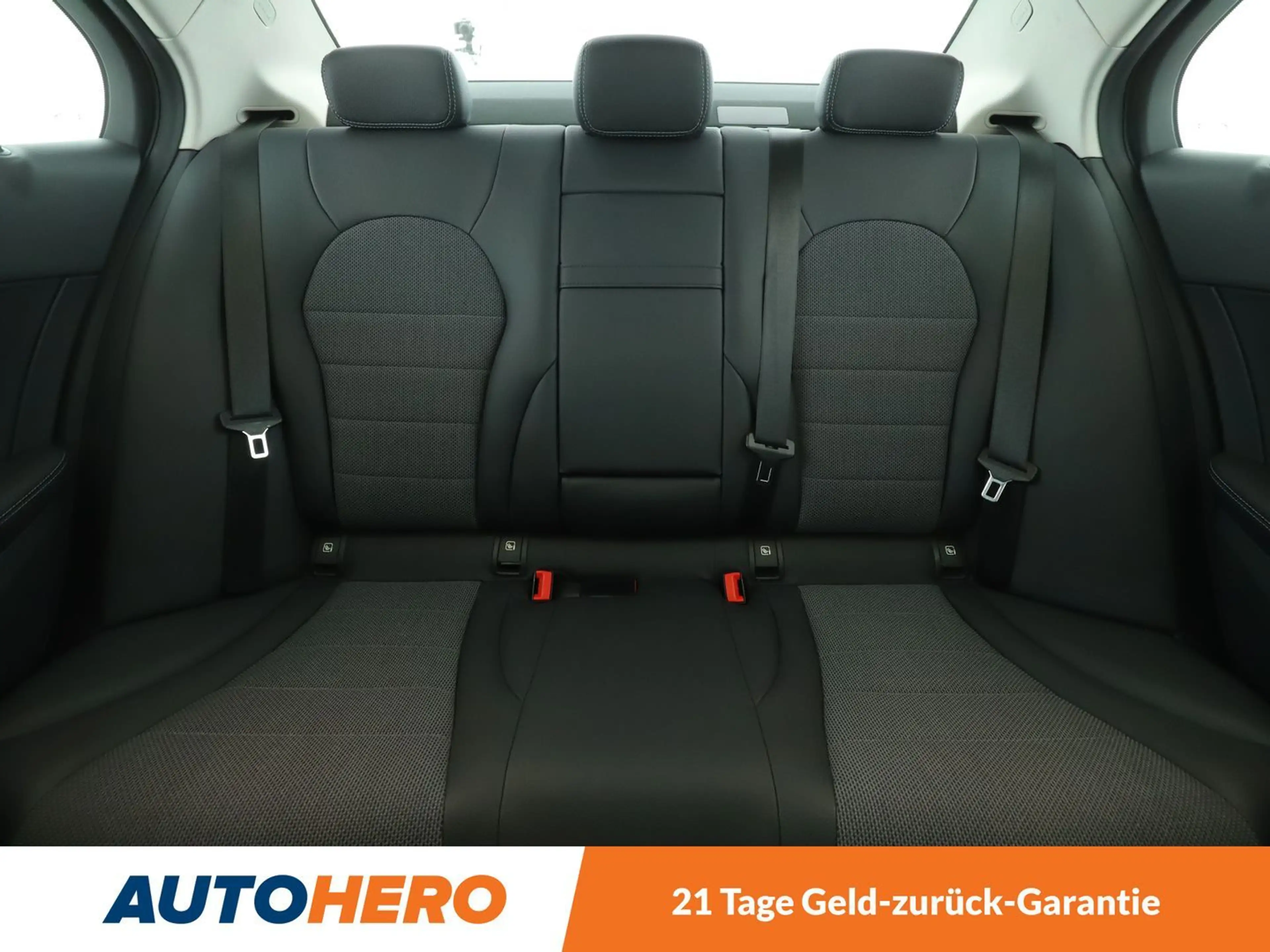 Mercedes-Benz C 400 C 400 4Matic Avantgarde Aut.*NAVI*LED*CAM*PANO* — photo 15