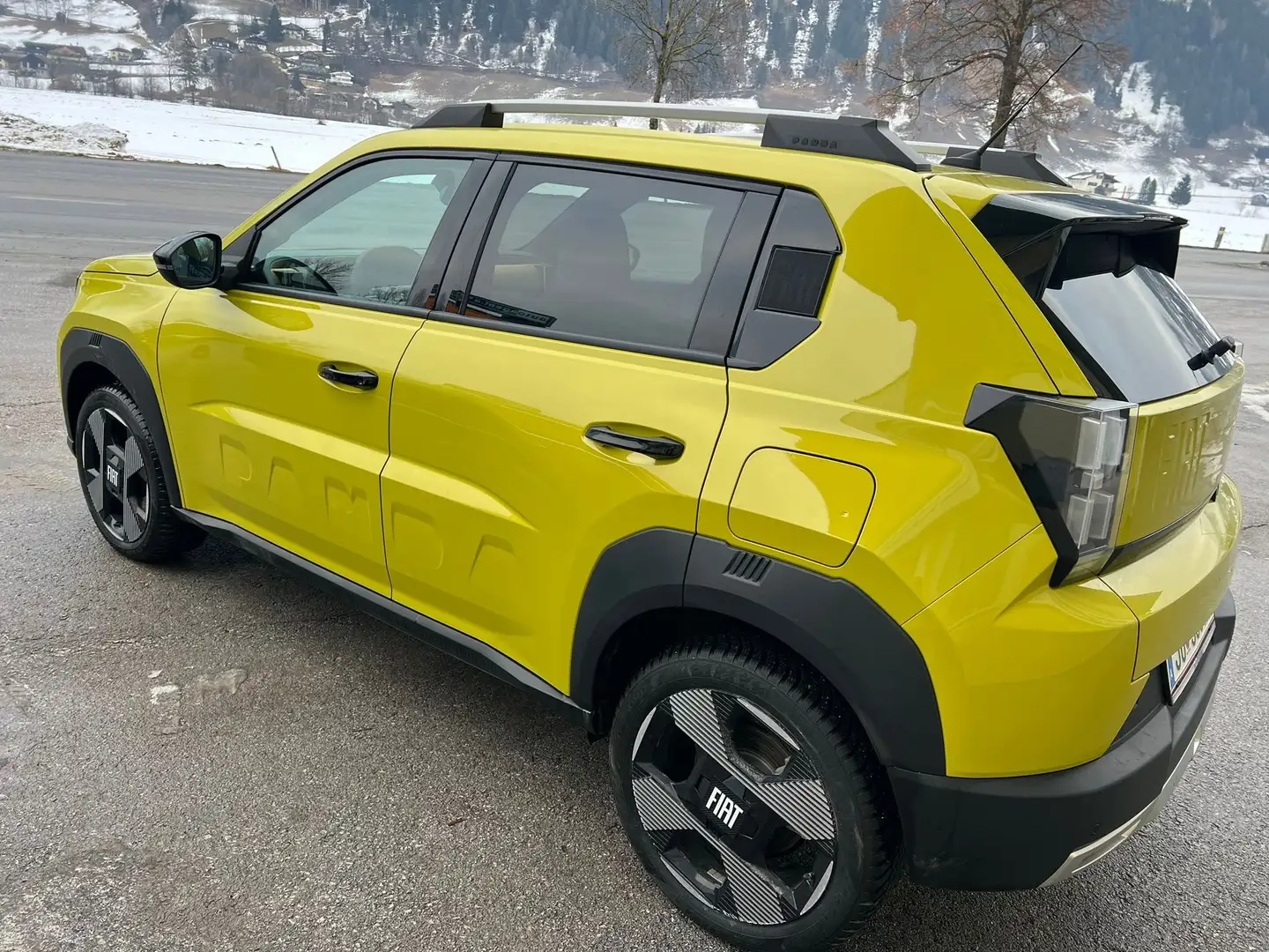 Fiat Grande Panda 83 kW La Prima "Winter Paket" Gelb - 2