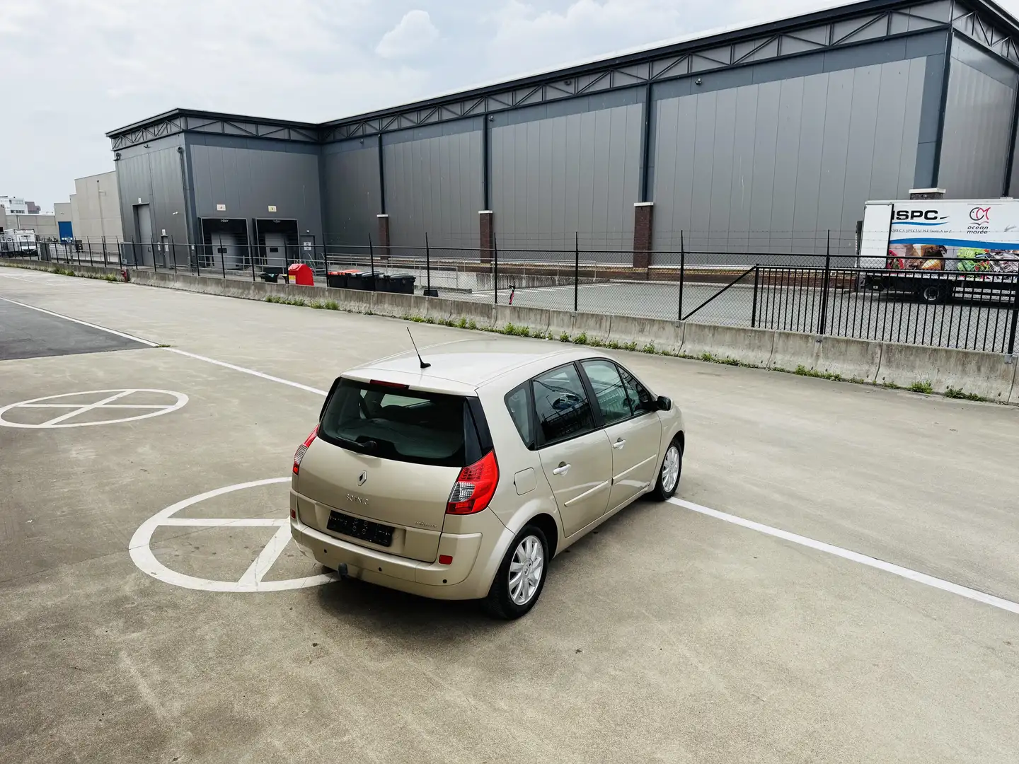 Renault Scenic 2.0 16V Aut. Dynamique - 2
