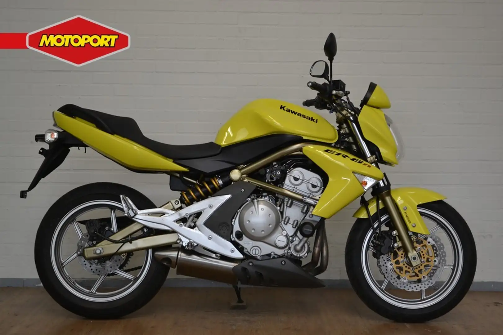 Kawasaki ER - 6 N ABS Amarillo - 1
