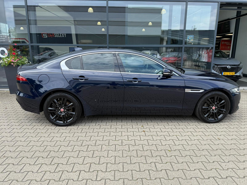 Jaguar XE 2.0 P250 S *Cruise Control & Navigatie* — photo 6