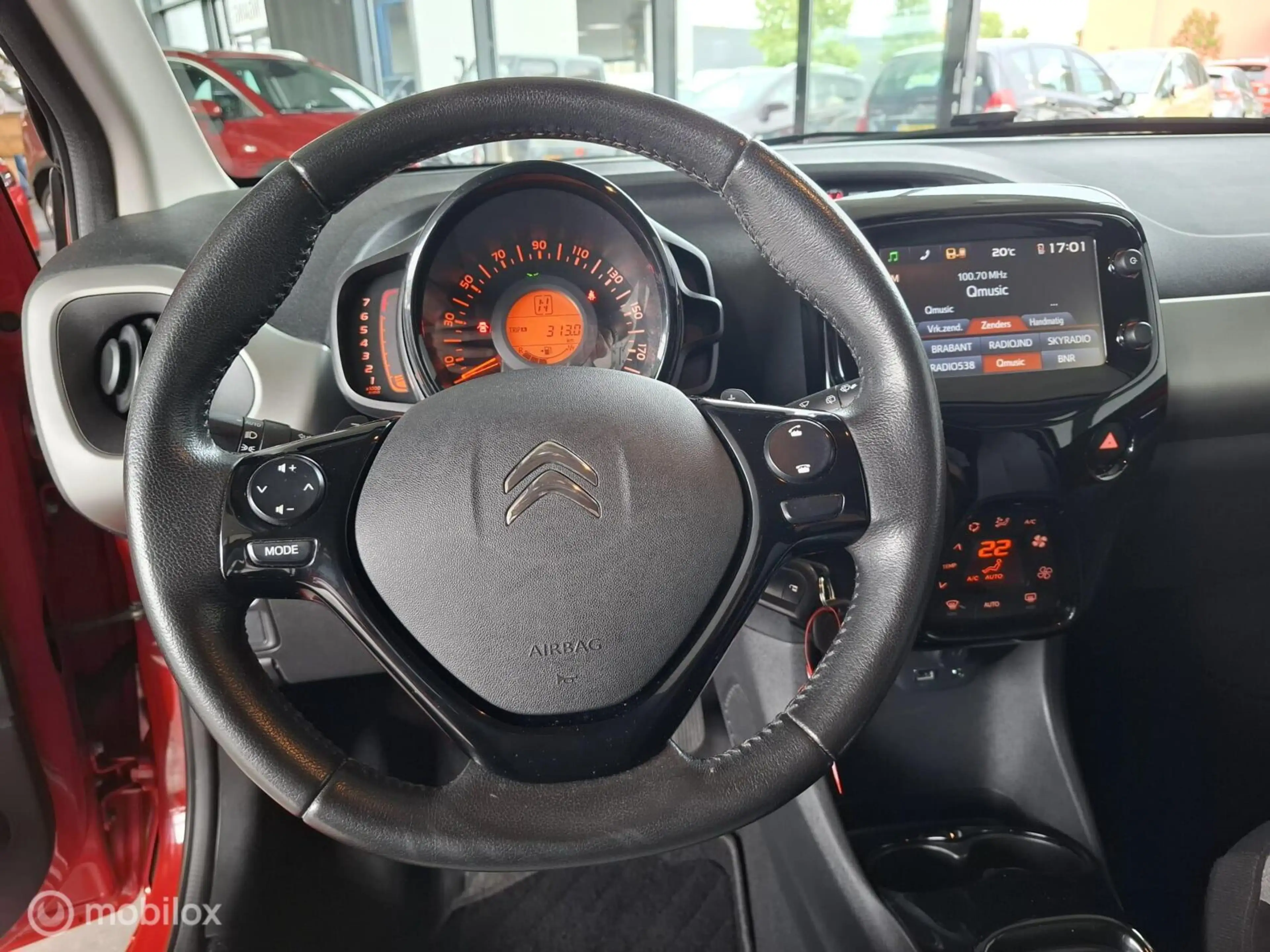 Citroen C1 1.0 VTi Shine | AUTOMAAT - RIJKLAARPRIJS — photo 4