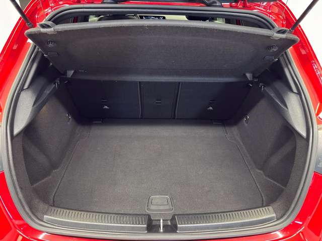 Mercedes-Benz A 180 — photo 17