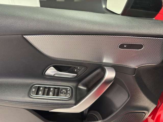 Mercedes-Benz A 180 — photo 18