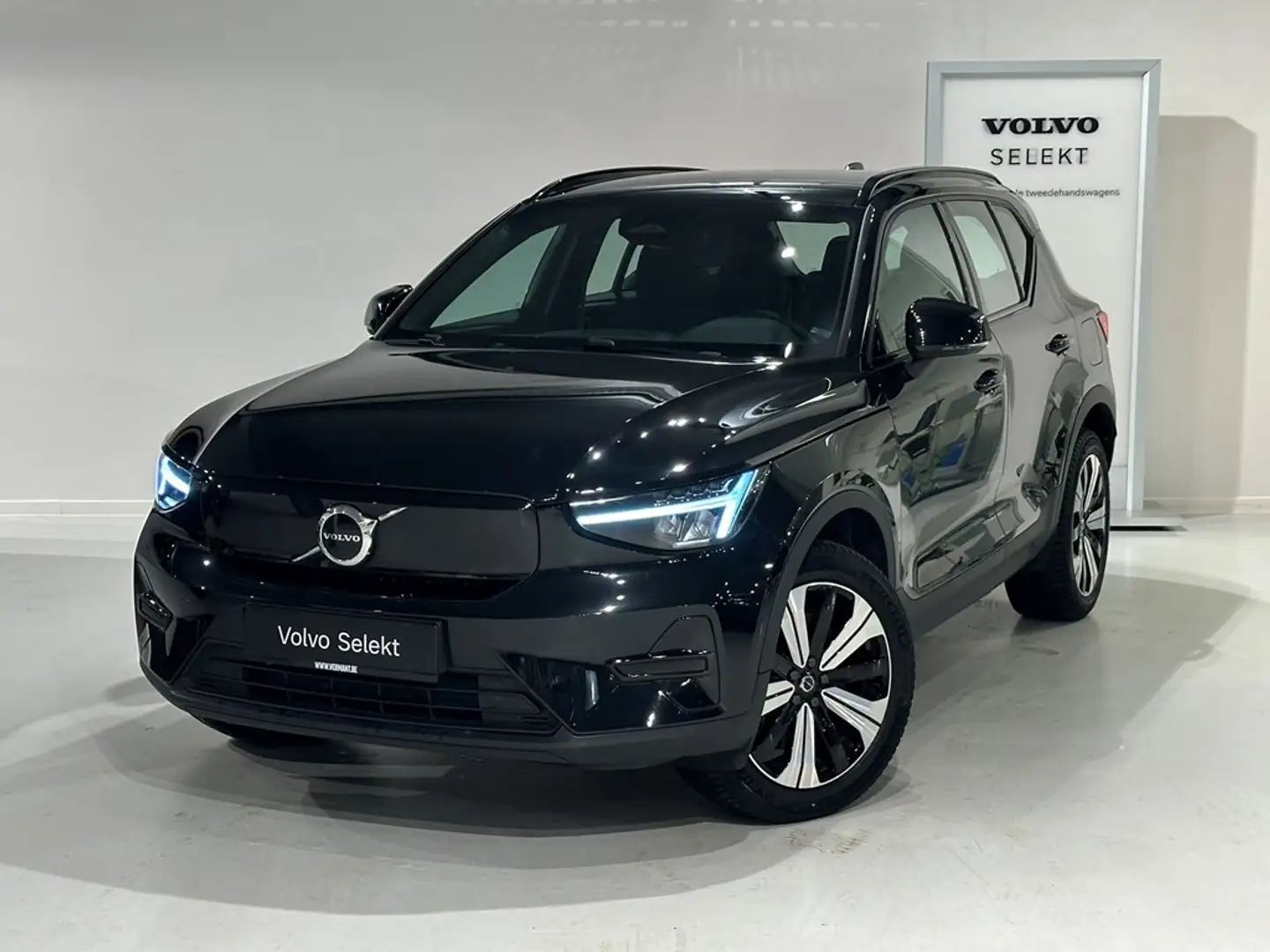 Volvo XC40 Recharge Noir - 1
