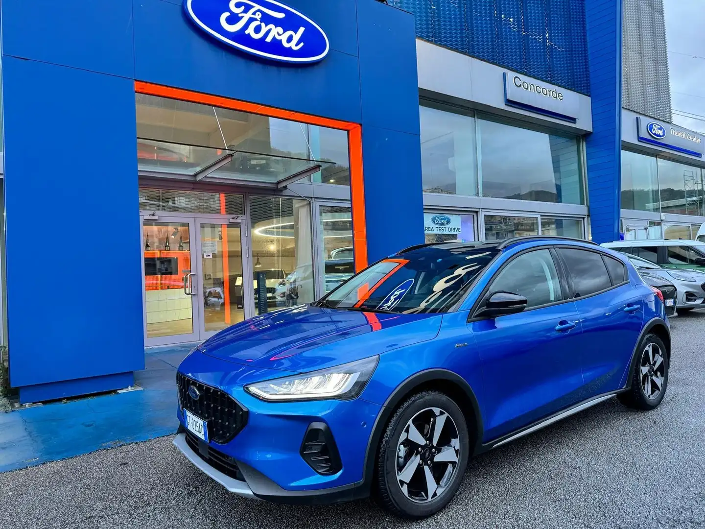 Ford Focus Focus Active 1.0 ecoboost h X 125cv Blu/Azzurro - 1