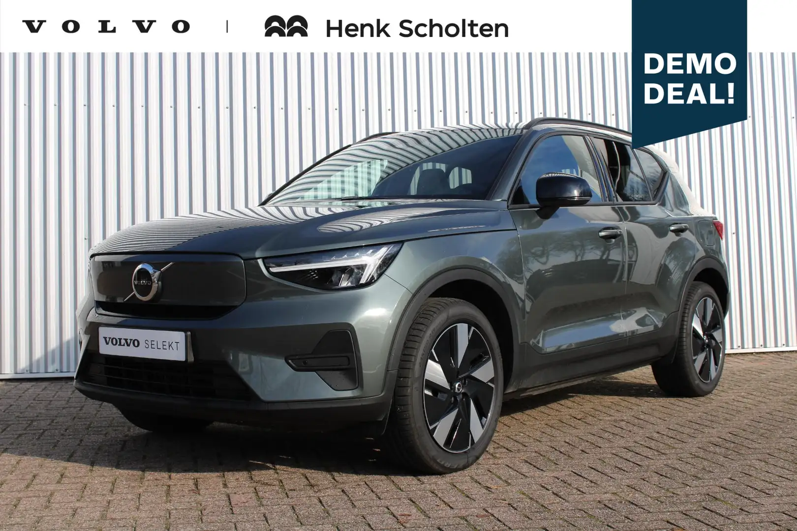 Volvo EX40 Single Motor Extended Range Business Edition | Ada Vert - 1