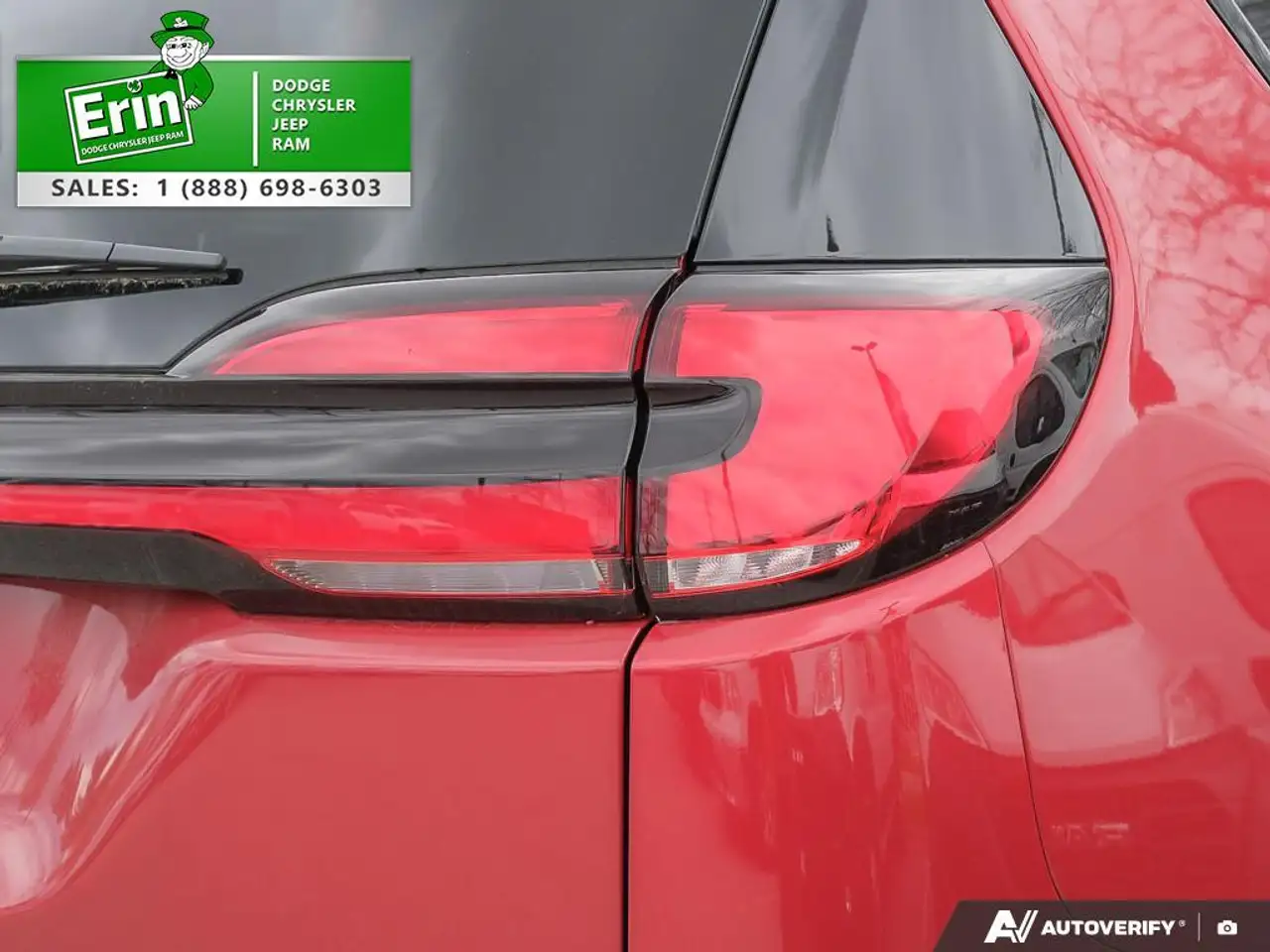 Chrysler Pacifica снимка Chrysler Pacifica