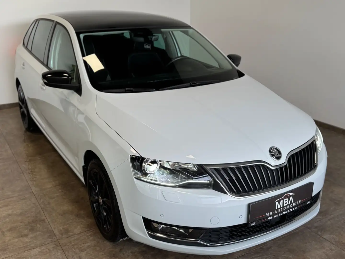 Skoda Rapid/Spaceback 1.0 TSI Sport | PANO | LED | RF-KAMERA | mtl. ab Weiß - 2