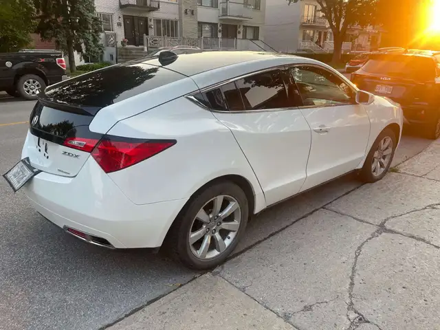 Acura ZDX 2010 — photo 2