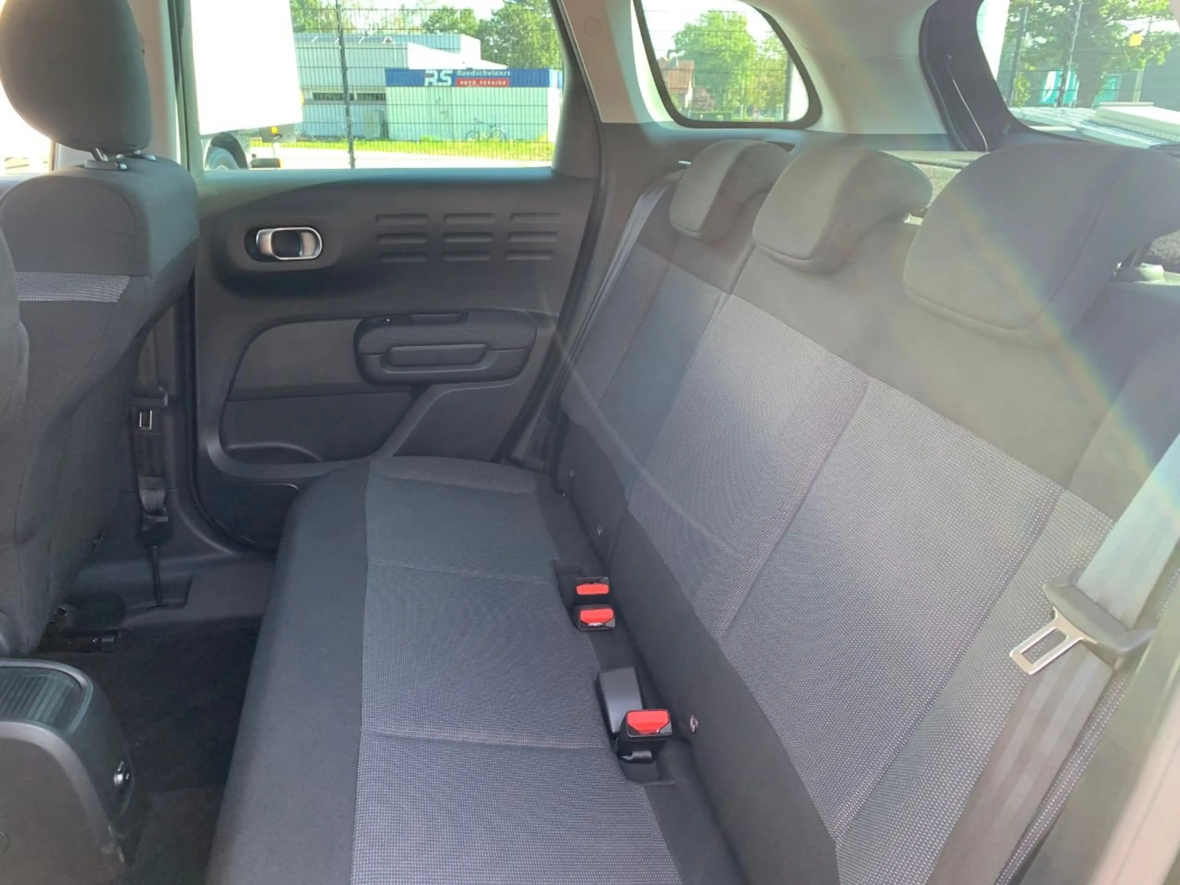 Citroen C3 Aircross 1.2 Turbo 130 Automaat MAX — photo 14
