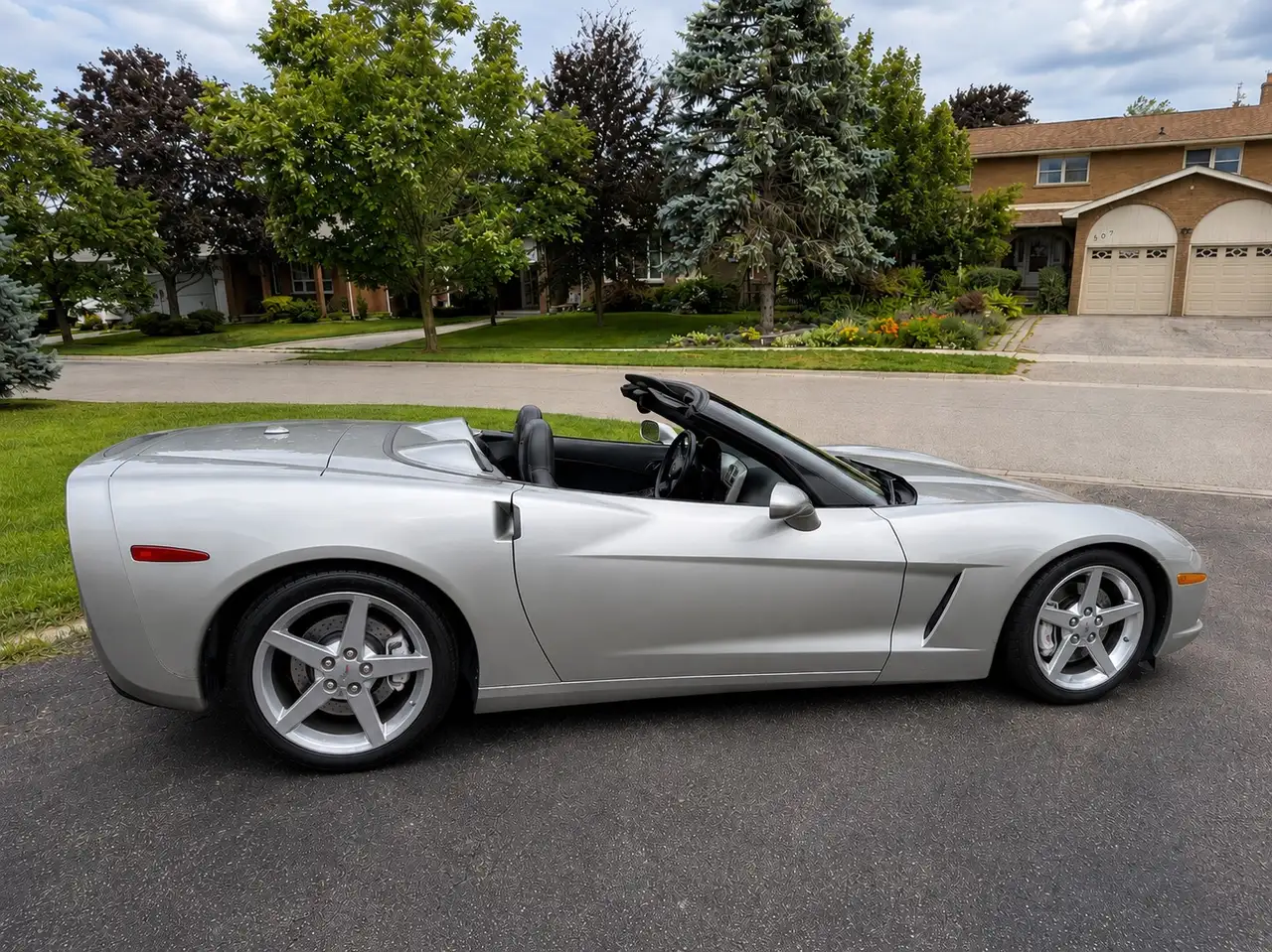 Chevrolet Corvette photo Chevrolet Corvette
