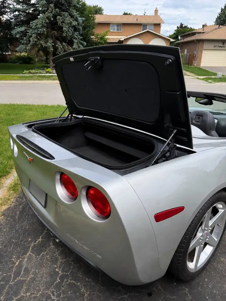 Chevrolet Corvette photo Chevrolet Corvette