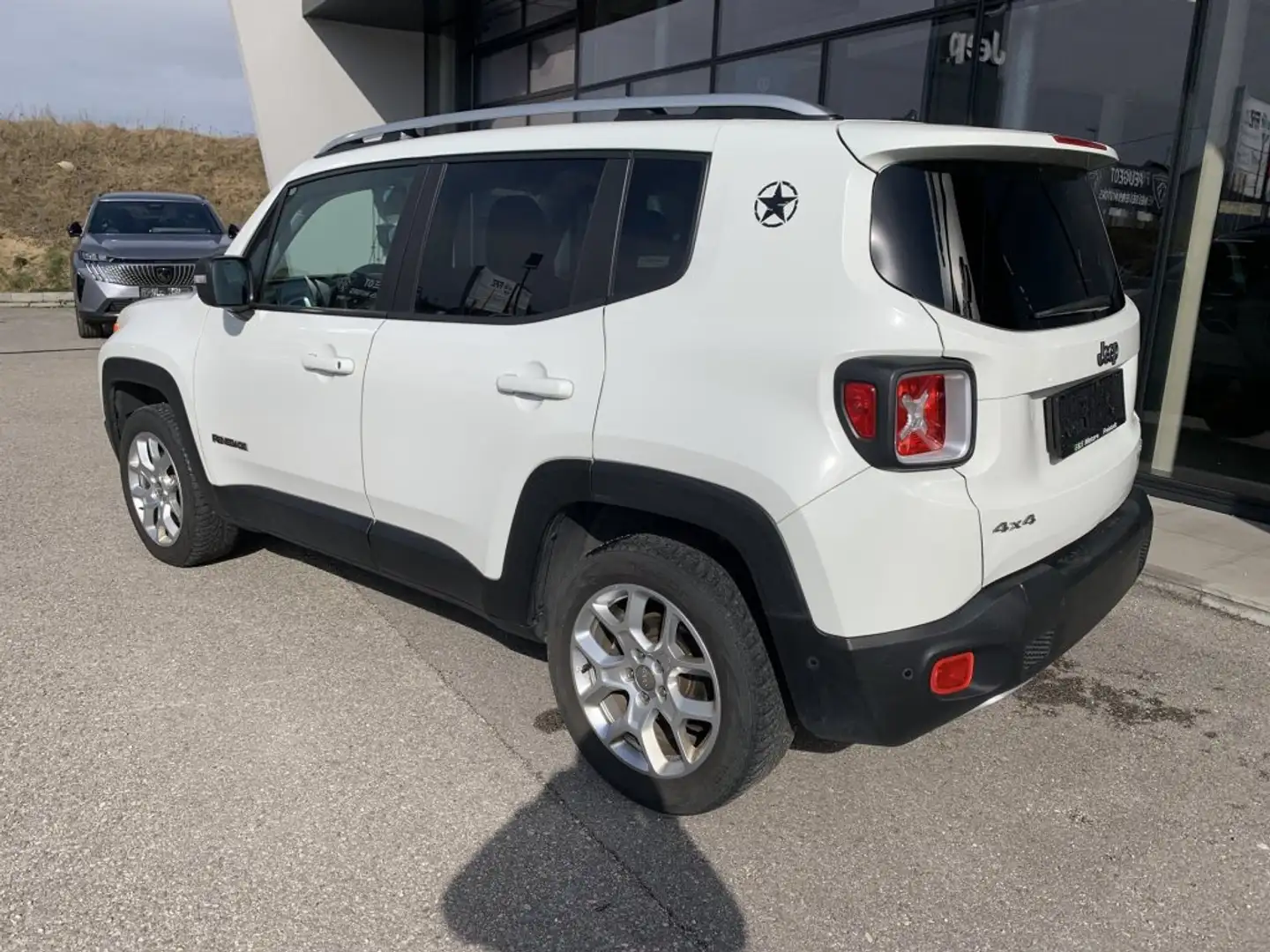 Jeep Renegade 2,0 MultiJet II 140 Limited AWD Aut. Weiß - 2