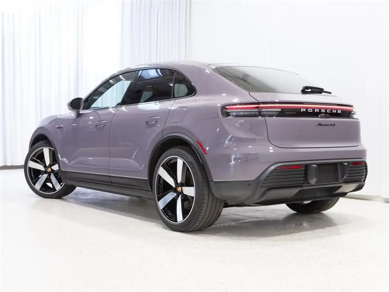 Porsche Macan снимка Porsche Macan