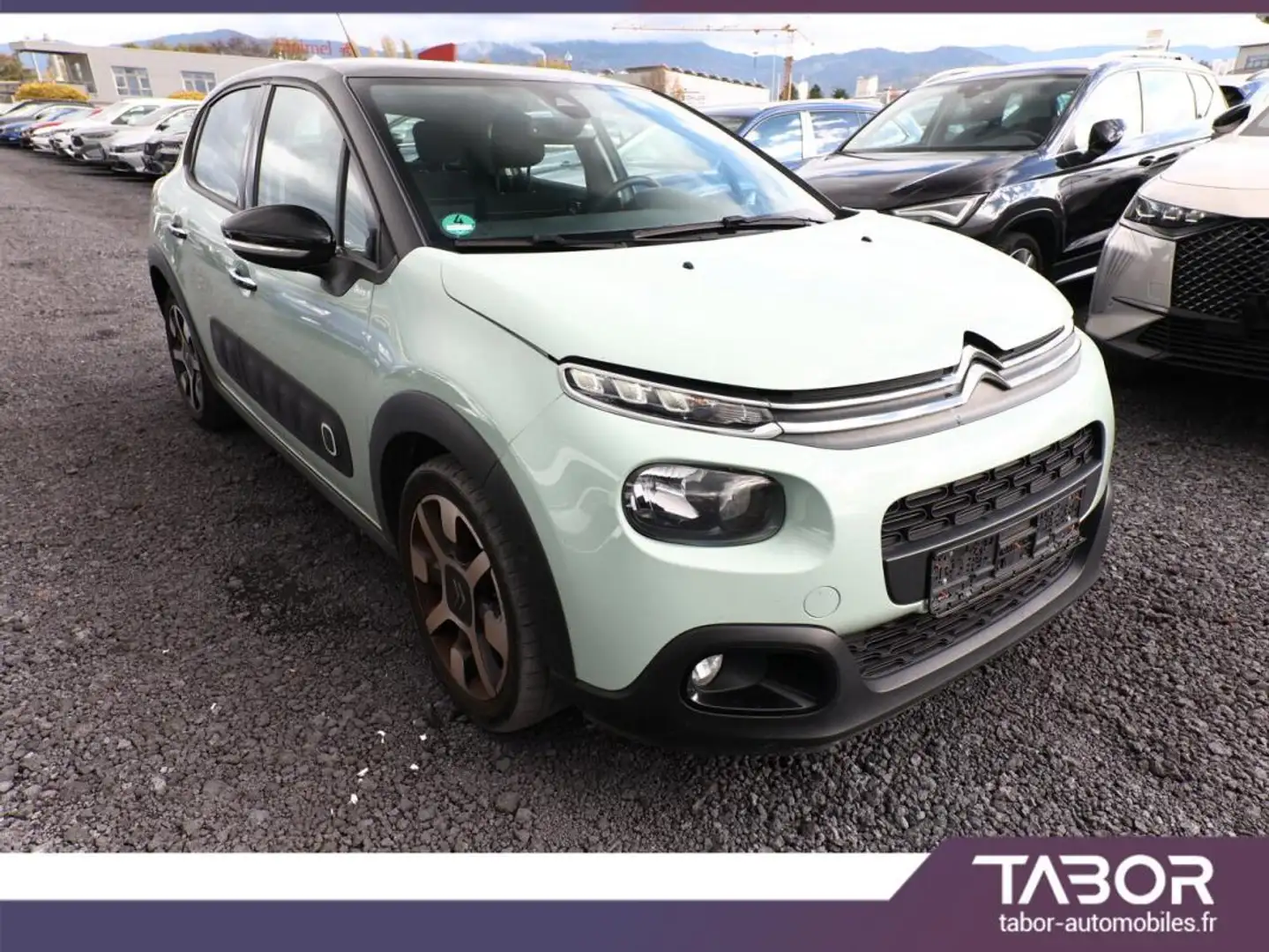 Citroen C3 1.2 PT 110 Aut. Shine GPS KeyL Cam Vert - 2