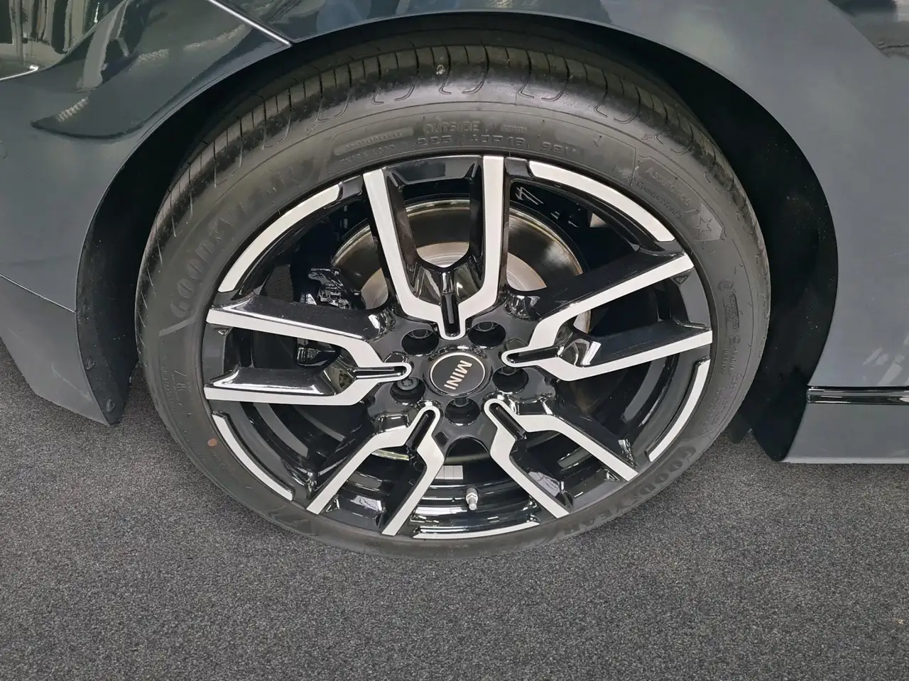 MINI Cooper John Cooper Works Trim, миниатюра 8