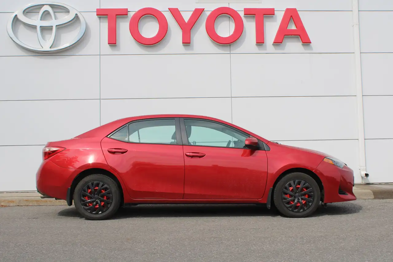 Toyota Corolla снимка Toyota Corolla