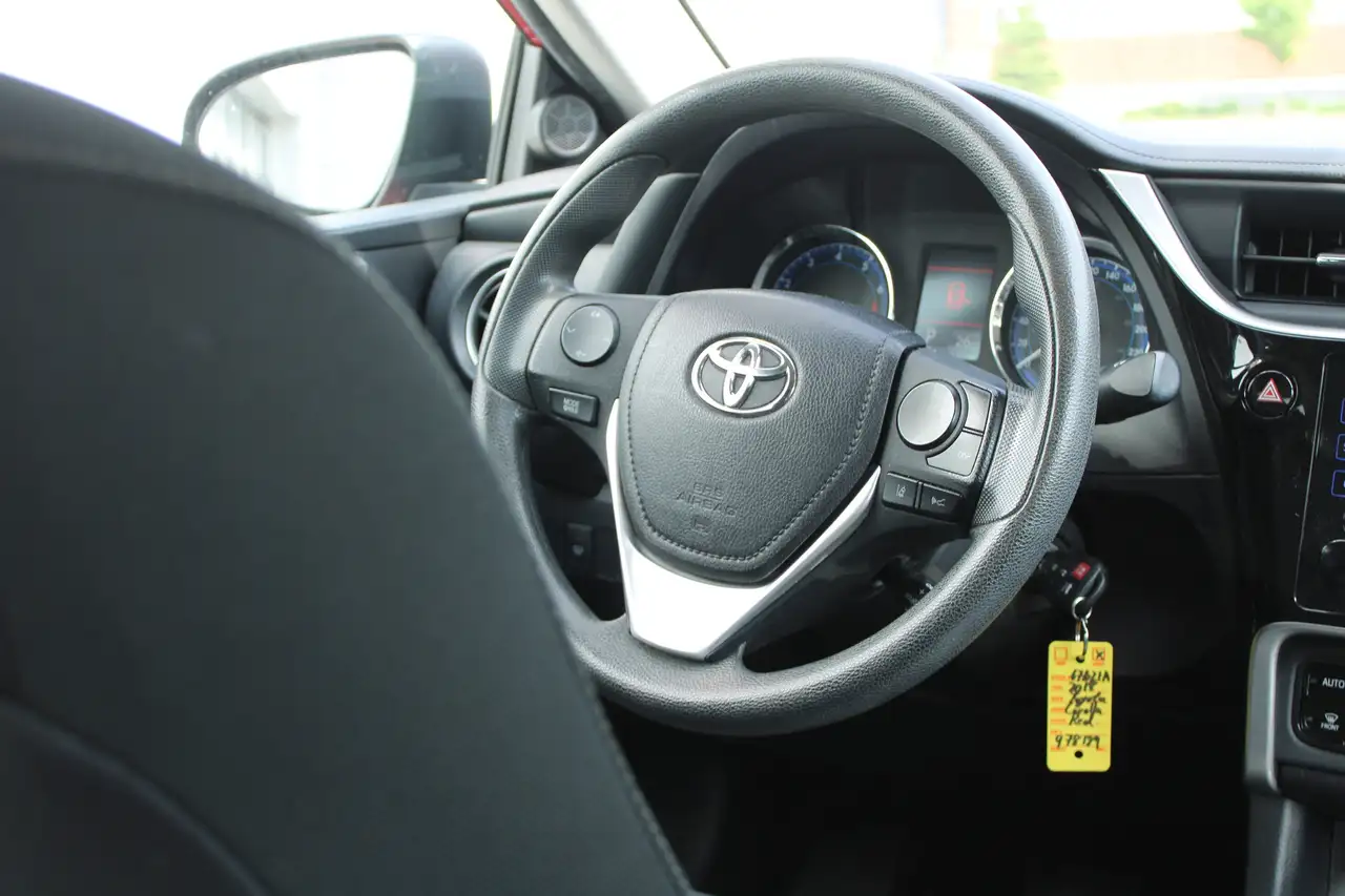 Toyota Corolla снимка Toyota Corolla