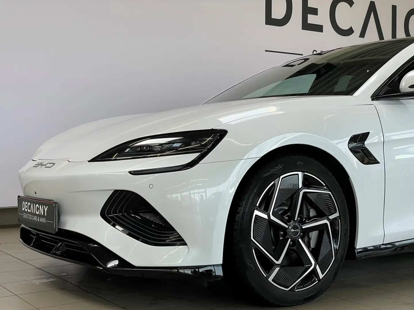 BYD Seal 87kWh*Rijbereik 570km*Design*360° 3D-Camera*DYN Au Blanco - 2