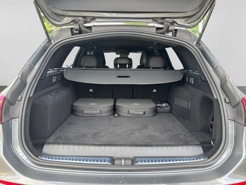 Mercedes-Benz C 300 e T AVANTGARDE|AMBIENTE|DISTR|HUD|KEYLESS — photo 13