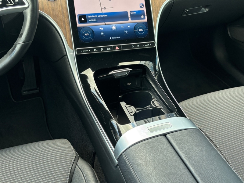 Mercedes-Benz C 300 e T AVANTGARDE|AMBIENTE|DISTR|HUD|KEYLESS — photo 8