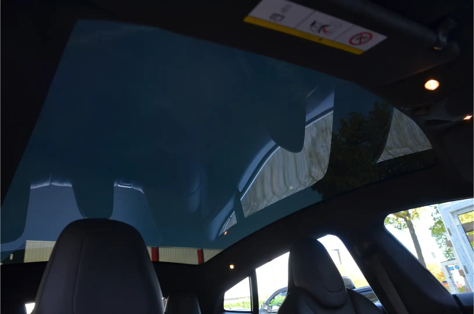 Tesla Model S Long Range Raven, AutoPilot3.0 Grau - 2