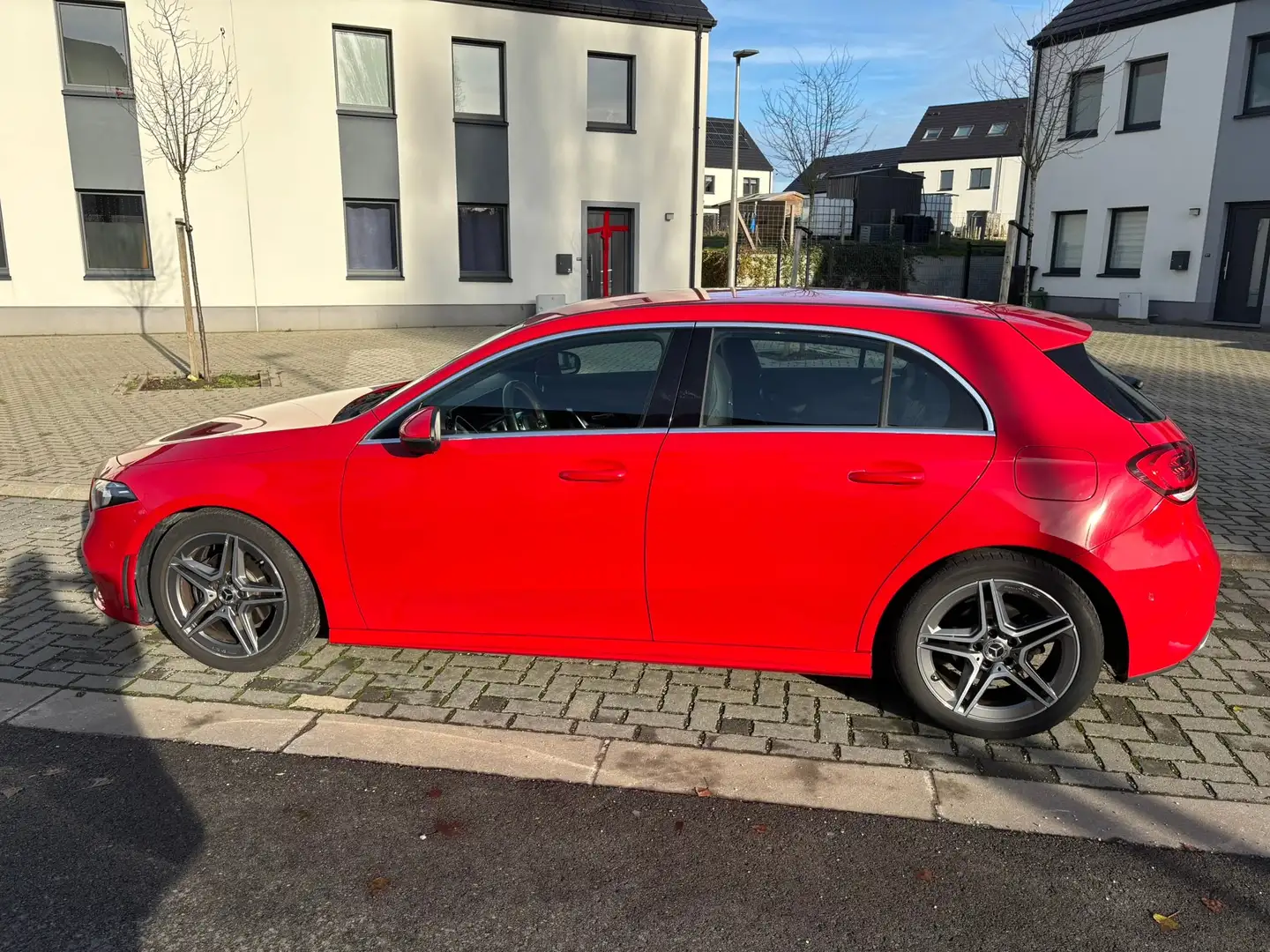 Mercedes-Benz 180 Launch édition - pack AMG Rood - 1