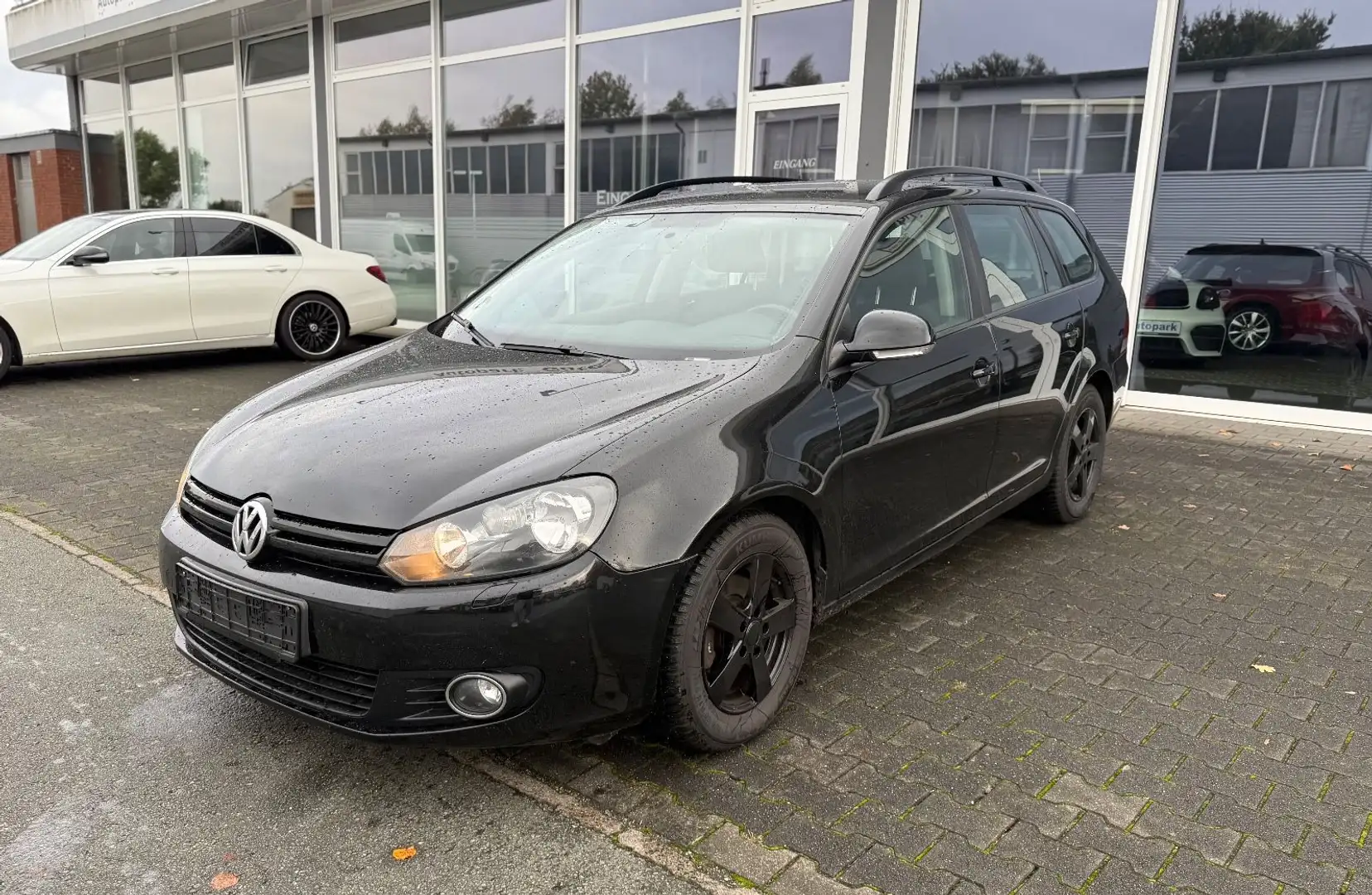 Volkswagen Golf VI Variant Trendline BlueMotion*SHG*AHK ab. Schwarz - 1