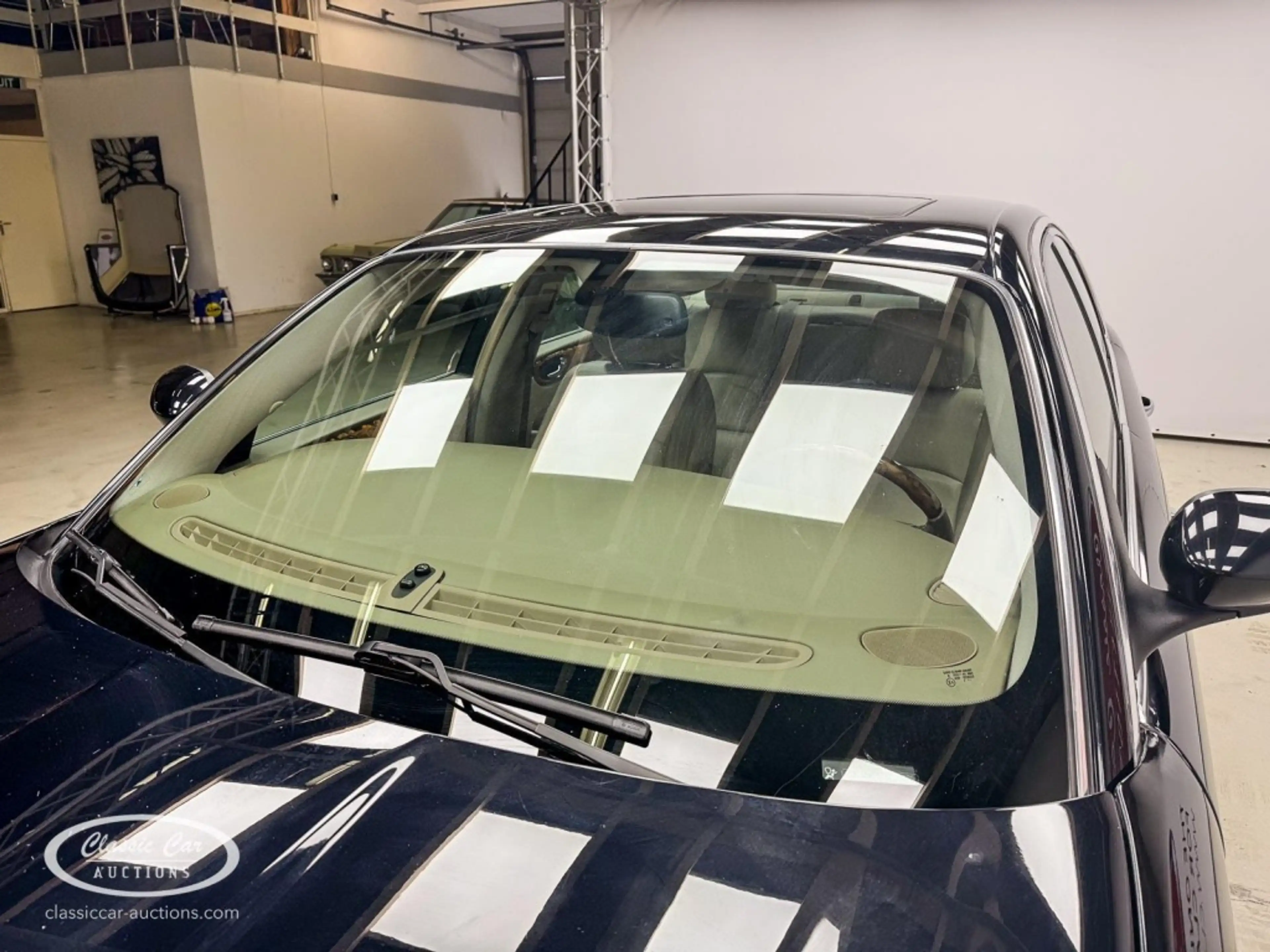 Jaguar XJR - ONLINE AUCTION — photo 12