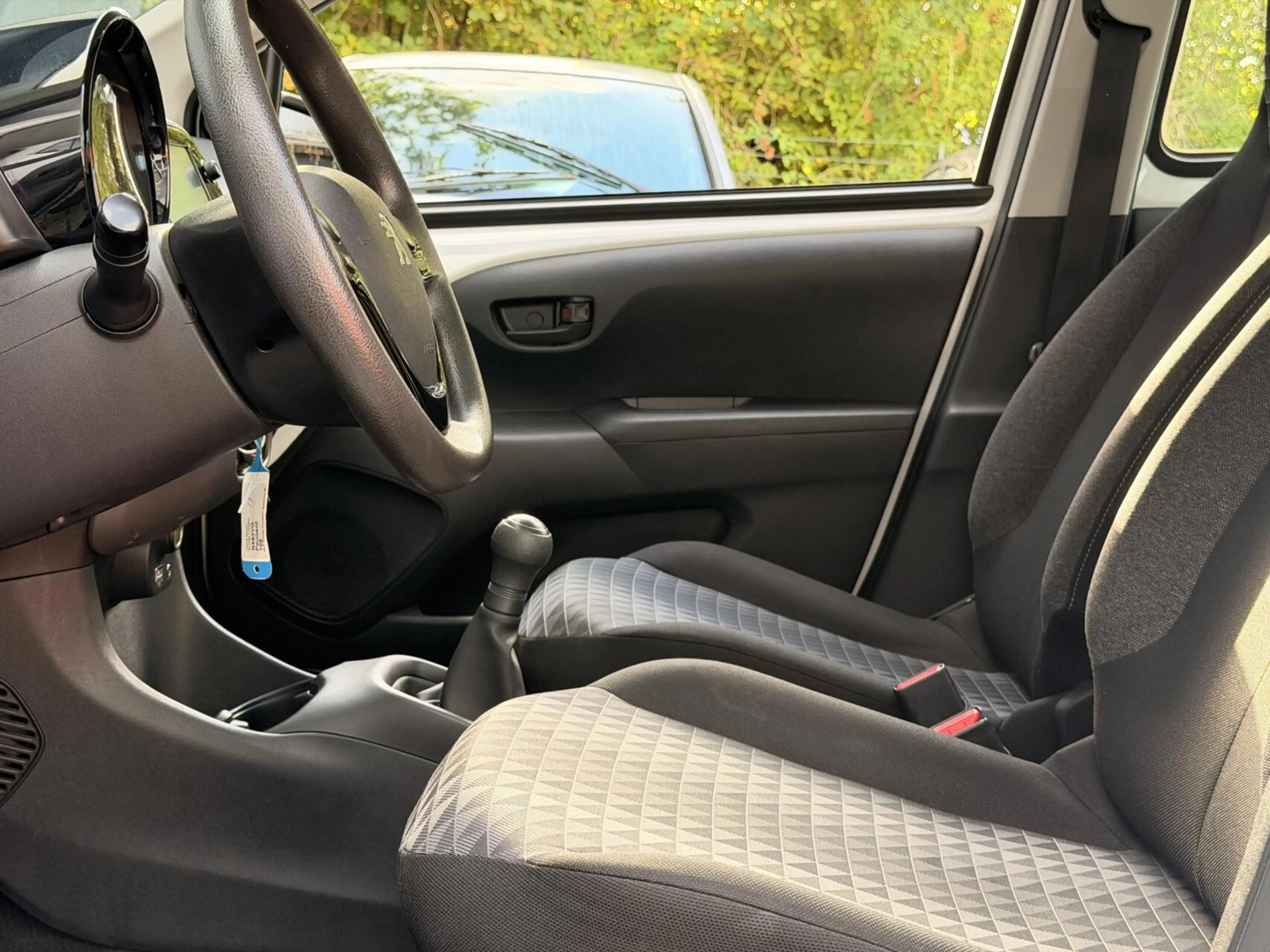 Peugeot 108 1.0 e-VTi Active| Apple Carplay | Camera | Airco — photo 15