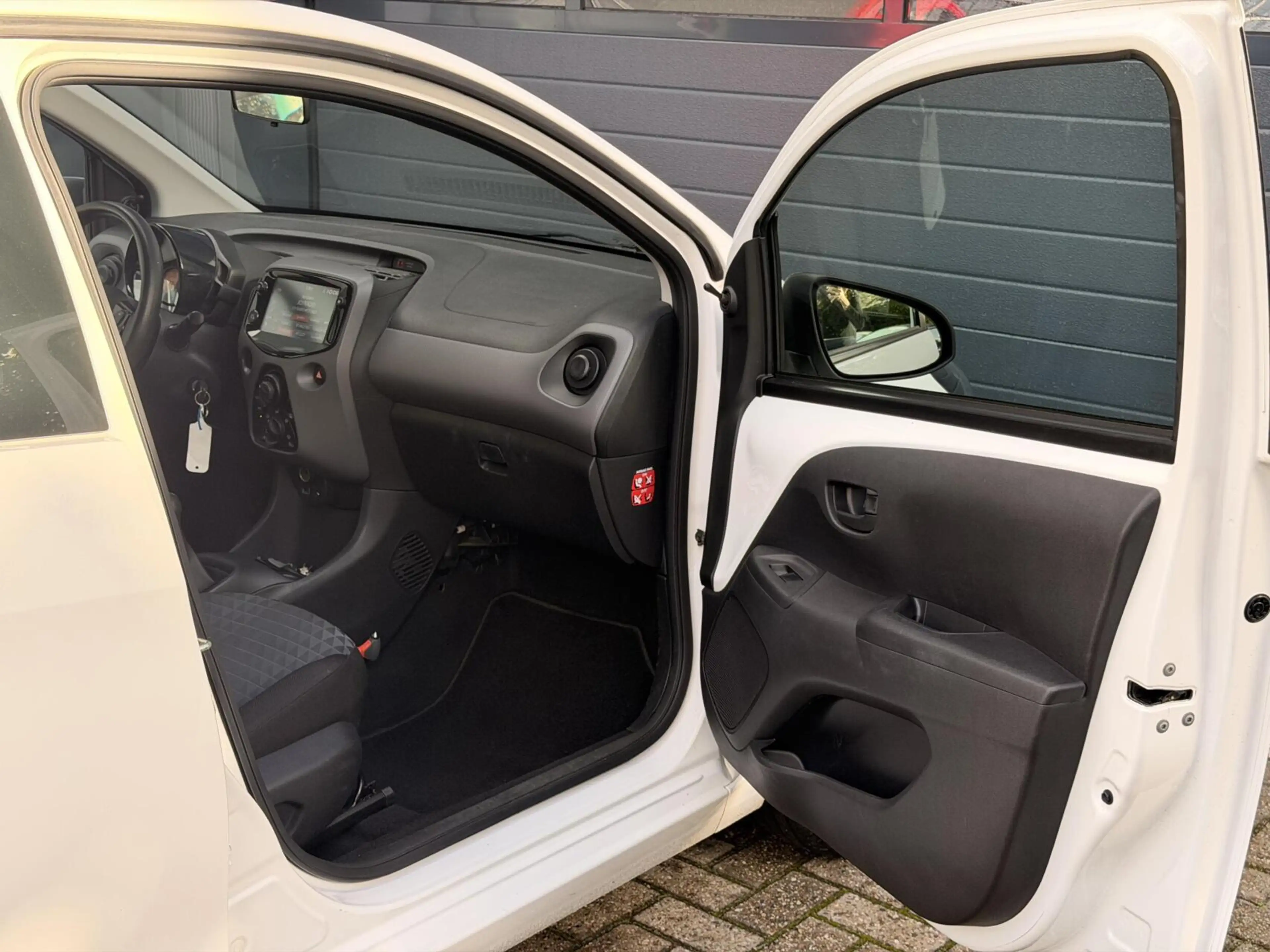 Peugeot 108 1.0 e-VTi Active| Apple Carplay | Camera | Airco — photo 10