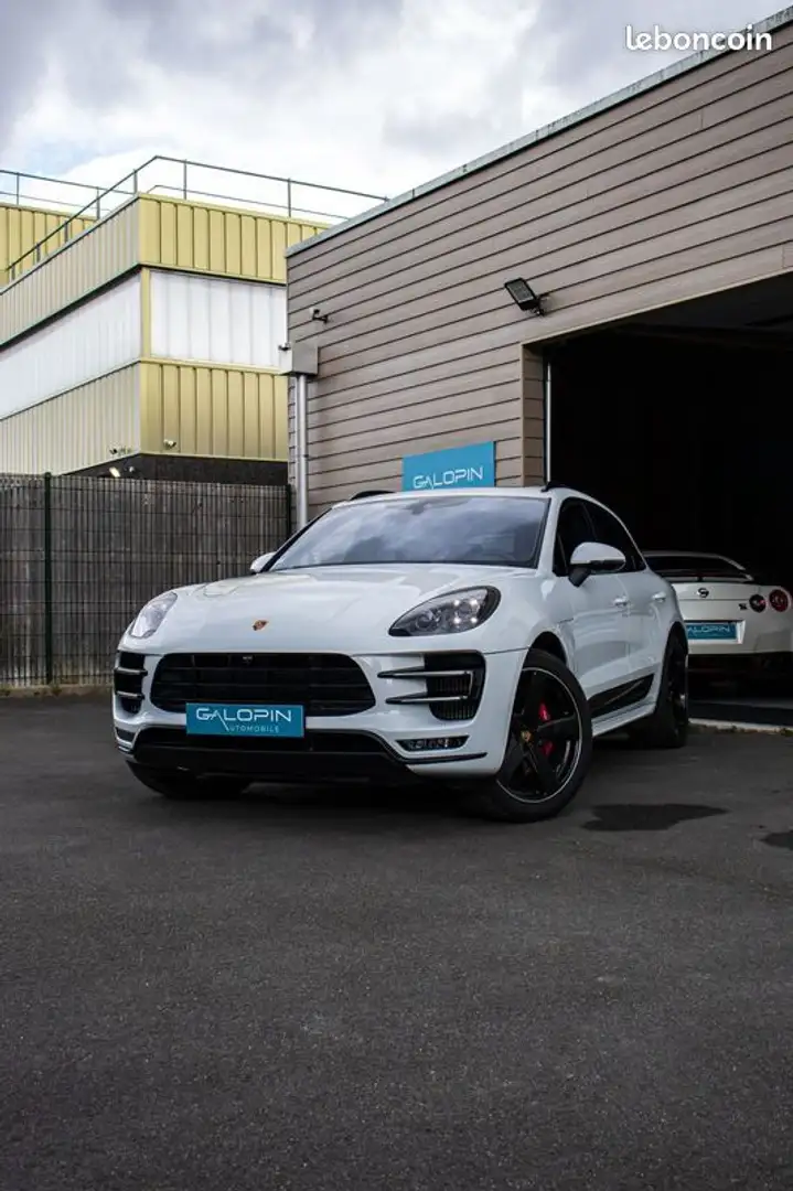 Porsche Macan Turbo V6 3.6L – 400 ch Blanc - 1