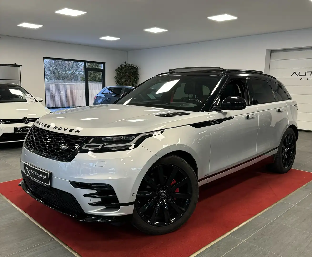 Land Rover Range Rover Velar 2.0d R-Dynamic S~PANO~HEAD UP~360*~MATRIX~21 ZOLL~ Silber - 1