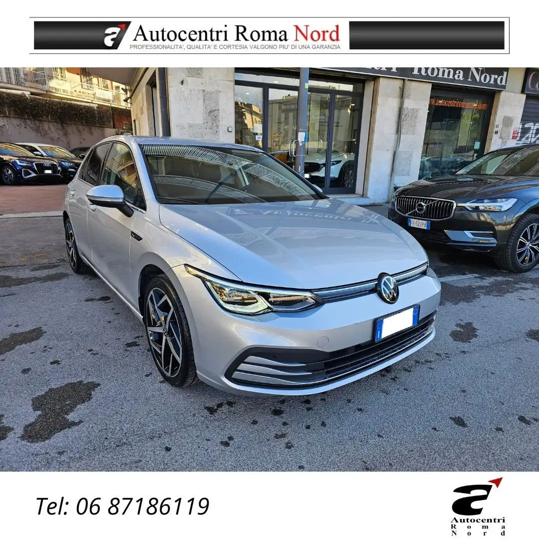 Volkswagen Golf VIII 2020 1.5 etsi evo Style 130cv dsg Argent - 1