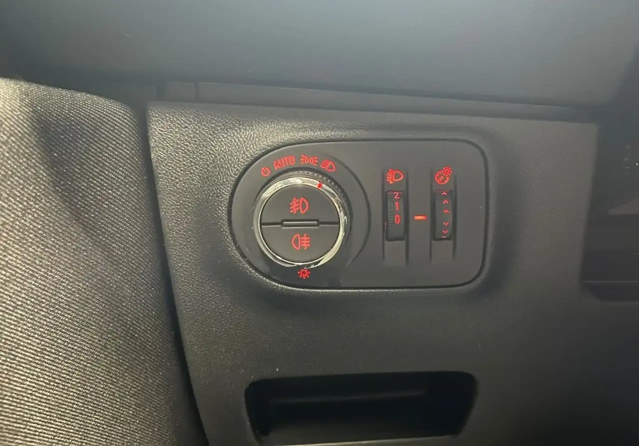 Opel Corsa Corsa — photo 30