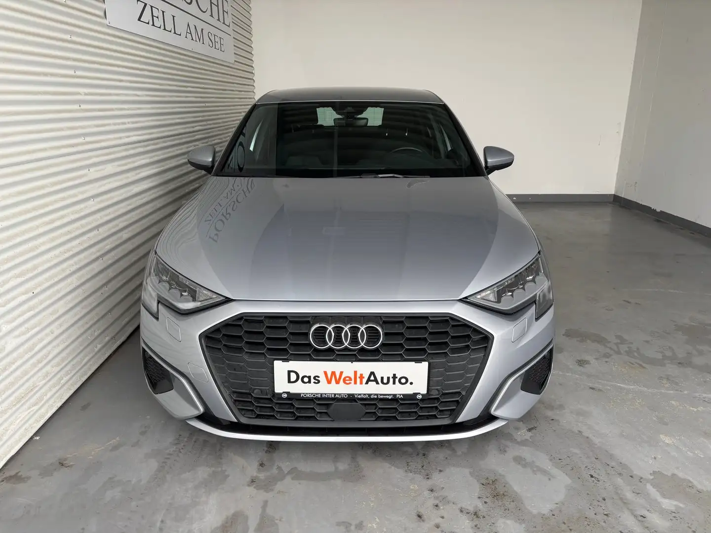 Audi A3 30 TDI Silber - 2