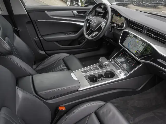 Audi A6 view 8