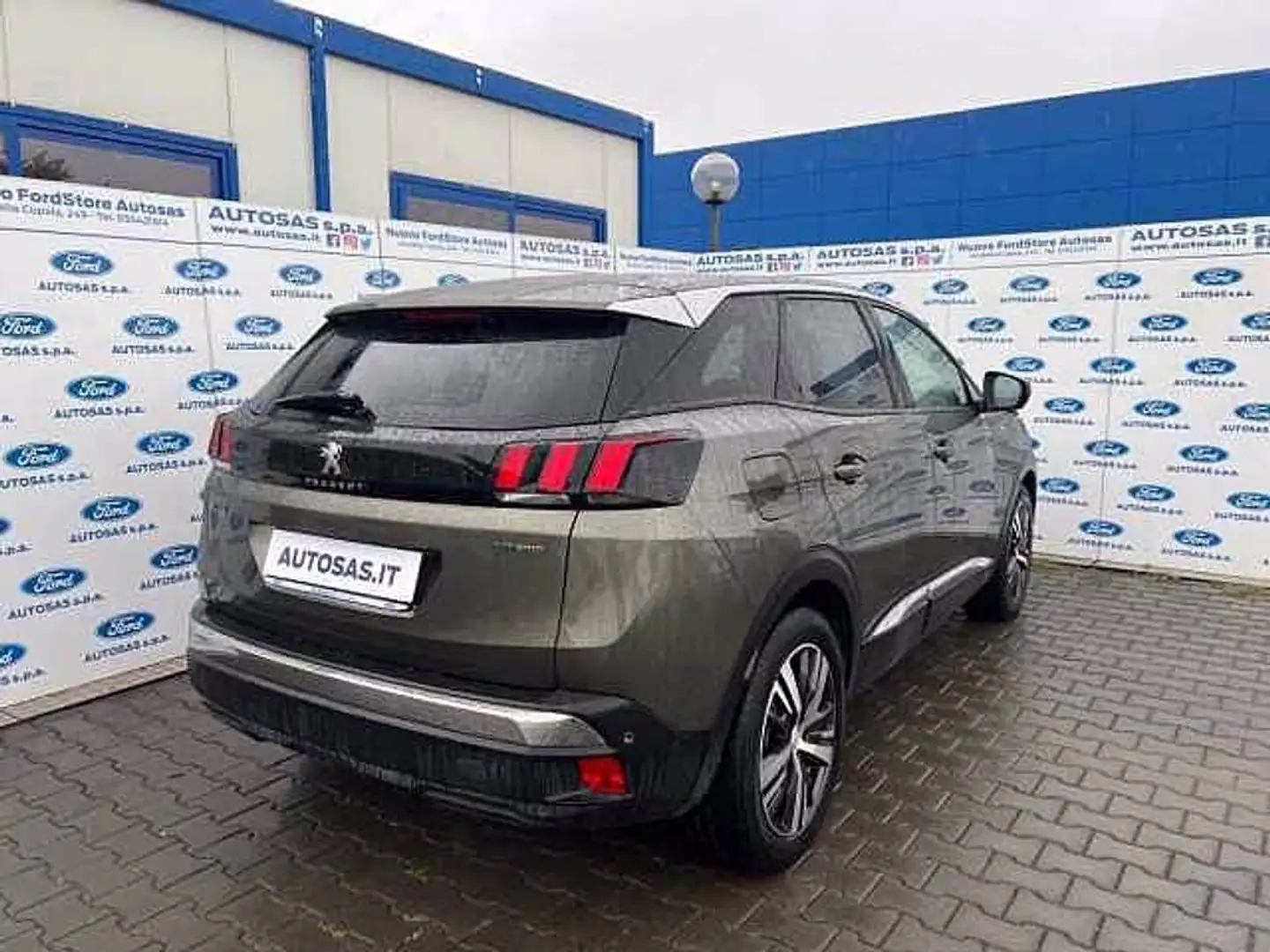Peugeot 3008 Hybrid 225 e-EAT8 Allure Pack Beige - 2